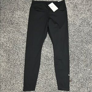 Nike Women's Dri Fit Training Black Leggings Size Medium NWT